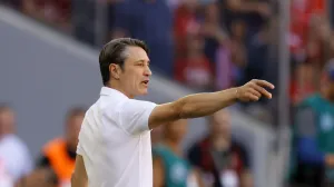 epa10120727 Wolfsburg's head coach Niko Kovac reacts during the German Bundesliga soccer match between FC Bayern Munich and VfL Wolfsburg in Munich, Germany, 14 August 2022. EPA/RONALD WITTEK CONDITIONS - ATTENTION: The DFL regulations prohibit any use of photographs as image sequences and/or quasi-video.