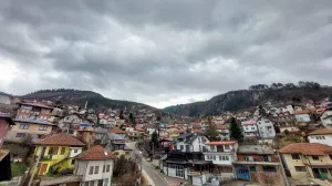 Oblačno vrijeme panorama Sarajeva/Damir Deljo