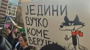 Vučko u Srbiji na protestima/Društvene Mreže