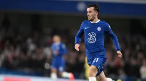 epa10259283 Chelsea's Ben Chilwell in action during the English Premier League soccer match between Chelsea FC and Manchester United in London, Britain, 22 October 2022. EPA/DANIEL HAMBURY EDITORIAL USE ONLY. No use with unauthorized audio, video, data, fixture lists, club/league logos or 'live' services. Online in-match use limited to 120 images, no video emulation. No use in betting, games or single club/league/player publications