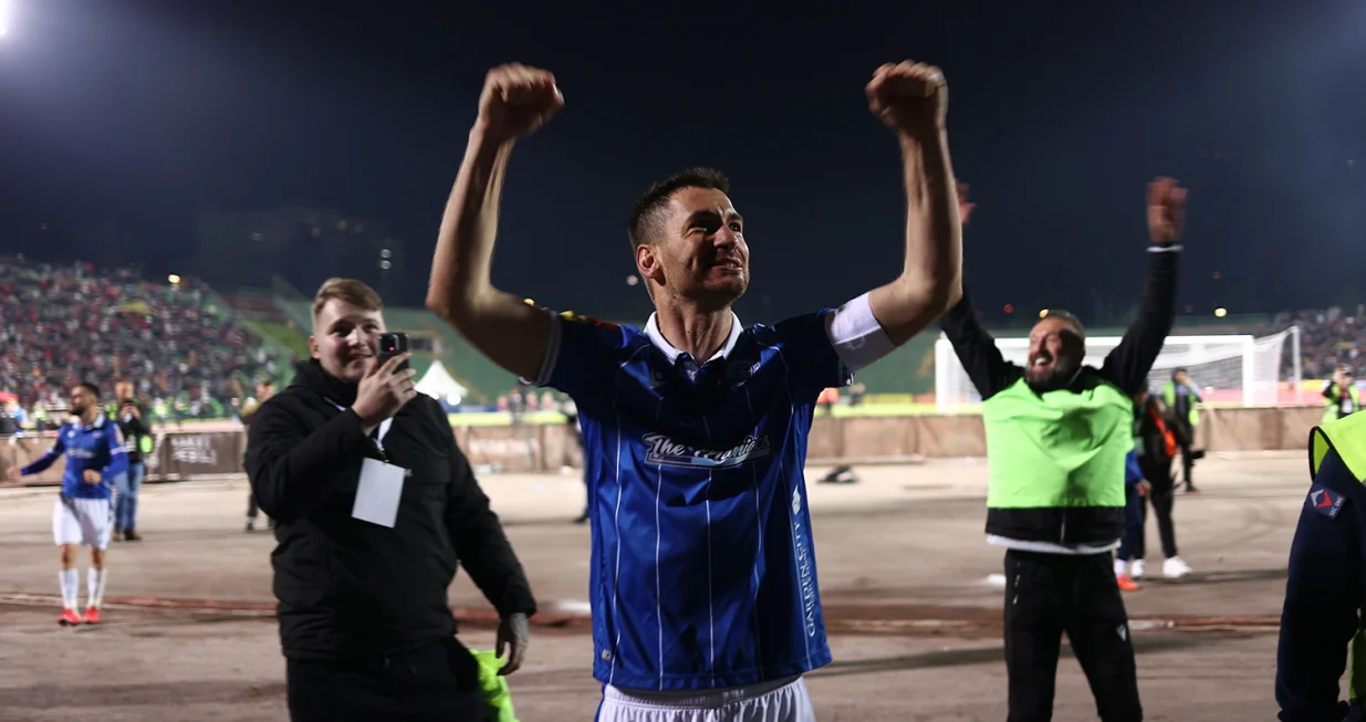 Sarajevo - ŽeljezničarAleksandar KosorićAdnan Behlulović