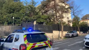 Na ruski konzulat u Marseilleu, u Francuskoj, bačena su dva molotovljeva koktela/Bastion