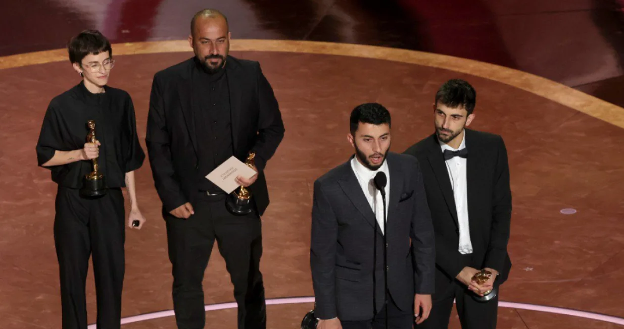 No Other Land je dobio Oscara. Reditelji filma, Basil Adra, Yuval Abraham, Hamdan Bilal i Rachel Szor//