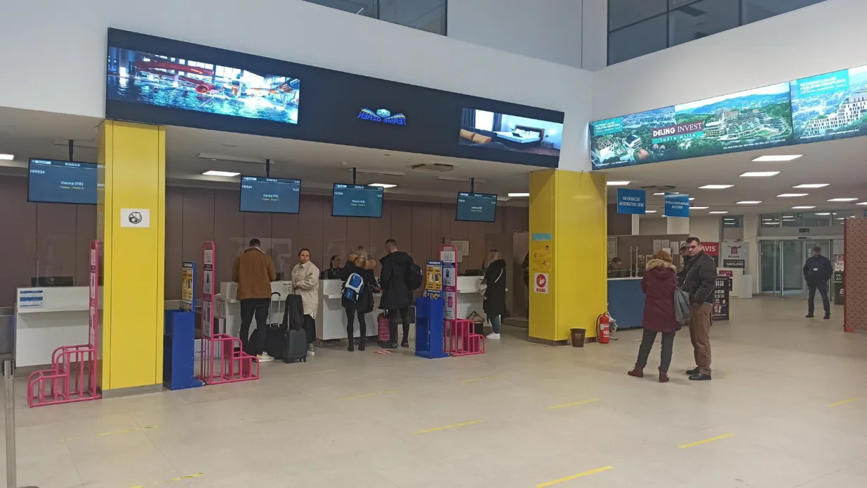 Aerodrom Tuzla, Gradnja trećeg gatea/Vahidin Mujagić/