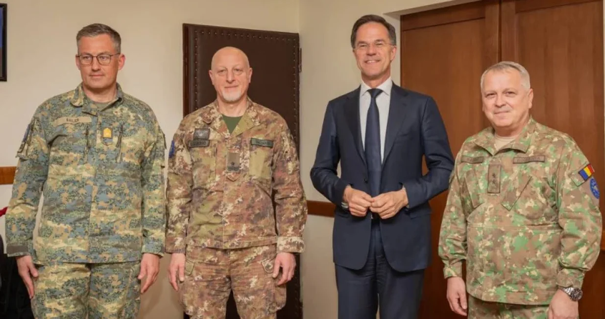 Rutte sa Komandnim timom EUFOR-a/
