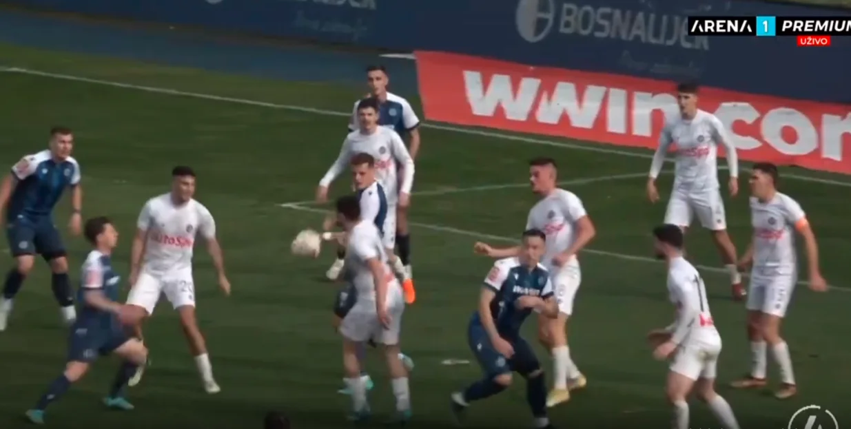 Neshvatljiv potez gostujućeg fudbalera