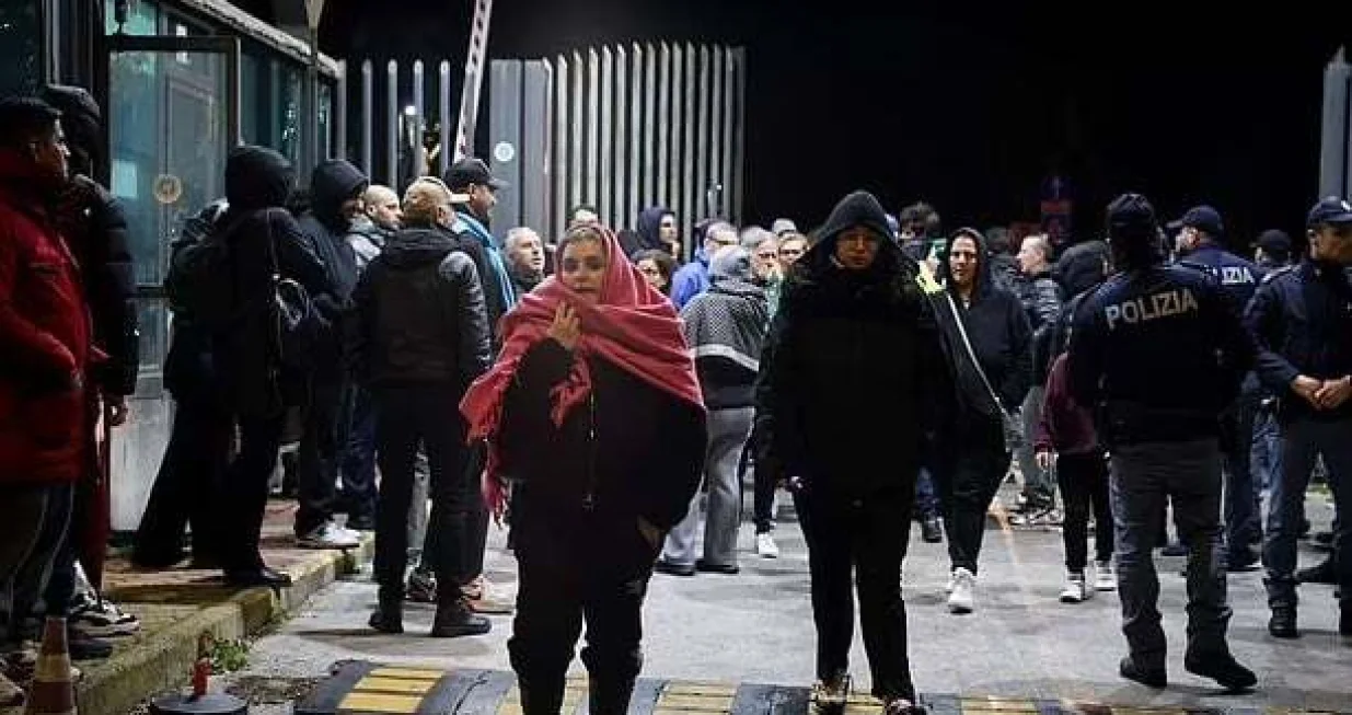 zemljotres, italija, napoli, ruševine//