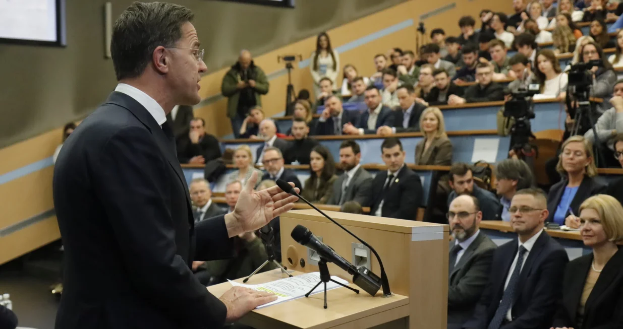 Razgovor sa generalnim sekretarom NATO saveza Markom Rutteom na Fakultetu političkih nauka Univerziteta u Sarajevu/Senad Gubelić