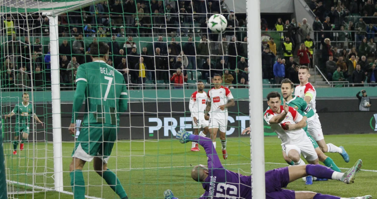 Fussball UEFA Conference League 2024/2025, Achtelfinale - SK Rapid Wien vs. FK Borac Banja Luka - Allianz Stadion/Weststadion Wien, ?sterreich: Filip Manojlovic FK Borac Banja Luka 13 mit einer sehr wichtigen Parade *** Football UEFA Conference League 2024 2025, round of 16 SK Rapid Vienna vs FK Borac Banja Luka Allianz Stadion Weststadion Vienna, Austria Filip Manojlovic FK Borac Banja Luka 13 with a very important save Copyright: xLukasxBierederx Photo: IMAGO/Lukas Biereder/IMAGOSPORT