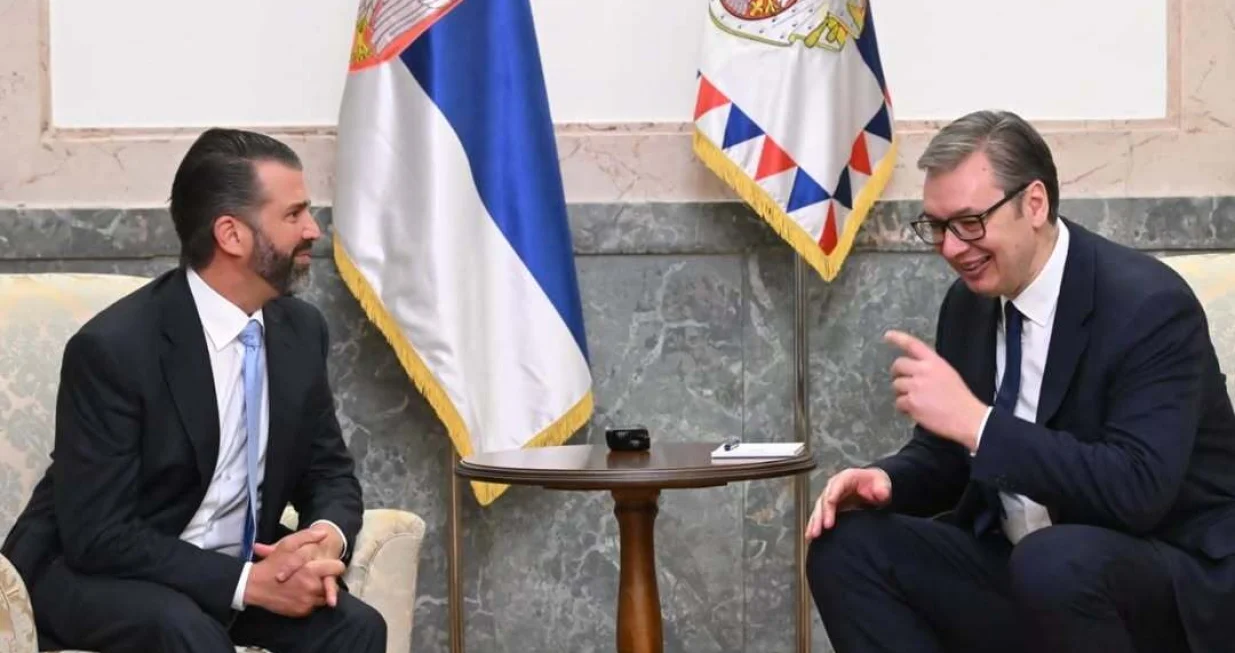 Beograd, Srbija - 11. mart 2025:Predsjednik Srbije Aleksandar Vučić primio je danas u Beogradu sin američkog predsjednika Donalda Trumpa. Vučić i Donald Trump Jr. su razgovarali o zajedničkim projektima i nizu bilateralnih tema. (Aleksandar Vučić/DM - Anadolu Agency)/