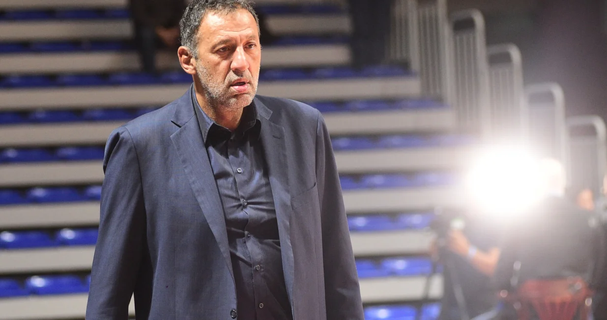 17, October, 2024, Belgrade - The match of the fourth round of the Turkish Airlines Euroleague between KK Maccabi Playtik and KK Partizan Mozzart Bet was played in the Aleksandar Nikolic hall. Vlade Divac. Photo: Dusan Milenkovic/ATAImages17, oktobar, 2024, Beograd - Utakmica cetvrtog kola Turkish Airlines Evrolige izmedju KK Maccabi Playtika i KK Partizan Mozzart Bet odigrana je u hali Aleksandar Nikolic. Photo: Dusan Milenkovic/ATAImages Photo: Dusan Milenkovic/ATAImages/PIXSELL