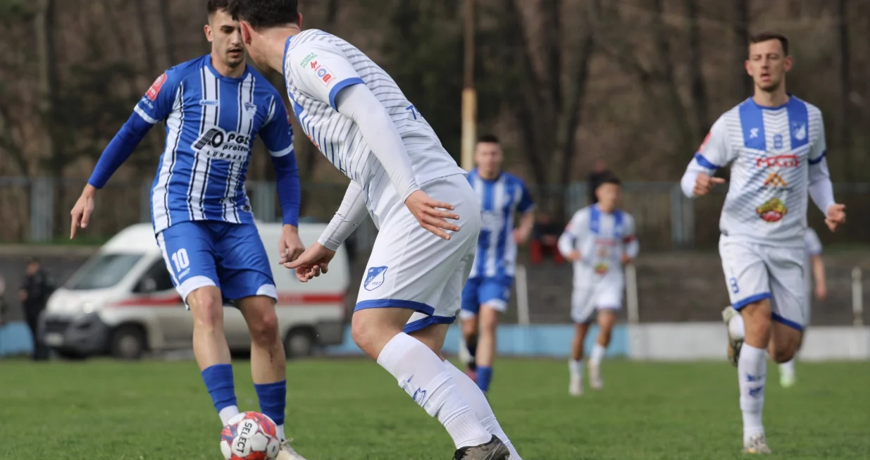 FK Radnički Lukavac - NK TOŠK (FOTO: Jasmin Duvnjaković/Sport1)