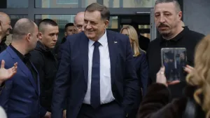 Sud BiH nastavak suđenja predsjedniku bh. entiteta Republika Srpska Miloradu Dodiku i vršiocu dužnosti direktora Službenog glasnika Milošu Lukiću, optuženima za nesprovođenje odluka viskog predstavnika/Senad Gubelić