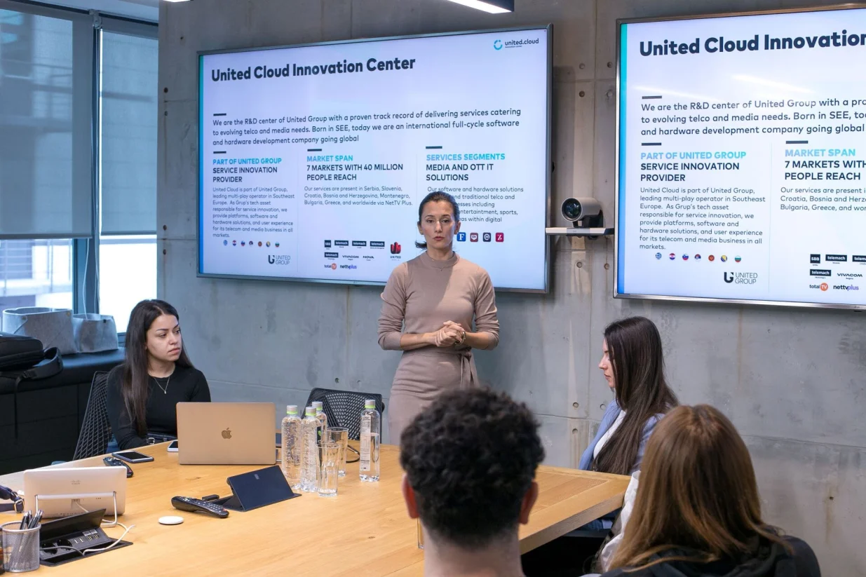 U organizaciji Telemacha BH i Fondacije: Pobjednici GOOD HACKathona posjetili United Cloud u Beogradu//