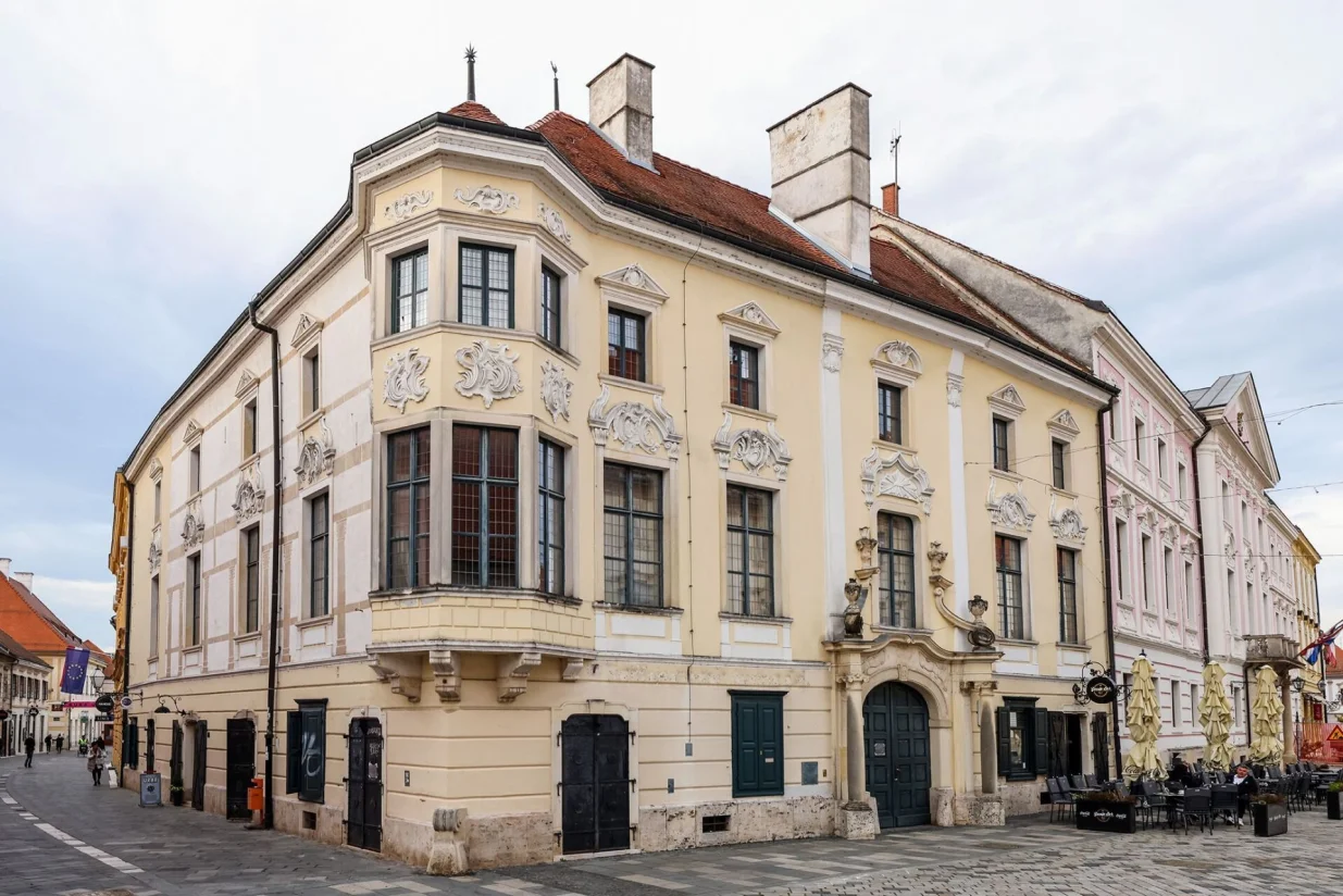 Palača Patačić/Andrej Svoger