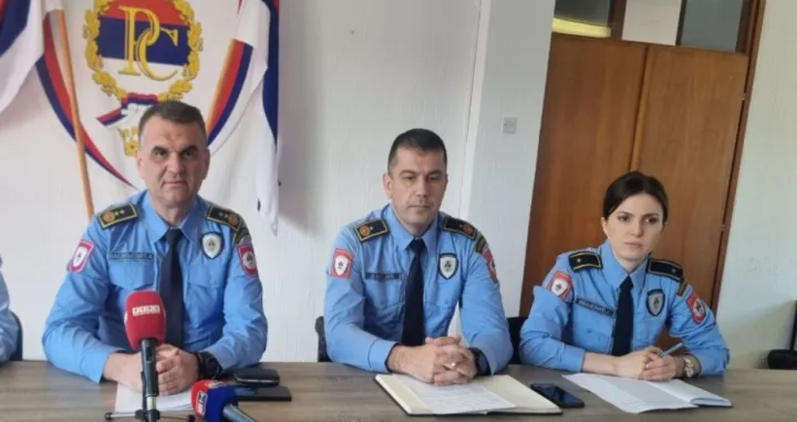 Foto: MUP RS | PU ZvornikNa redovnoj konferenciji za medije održanoj danas u Policijskoj upravi Zvornik, načelnik Aleksandar Vasiljević ocijenio je sigurnosnu situaciju//