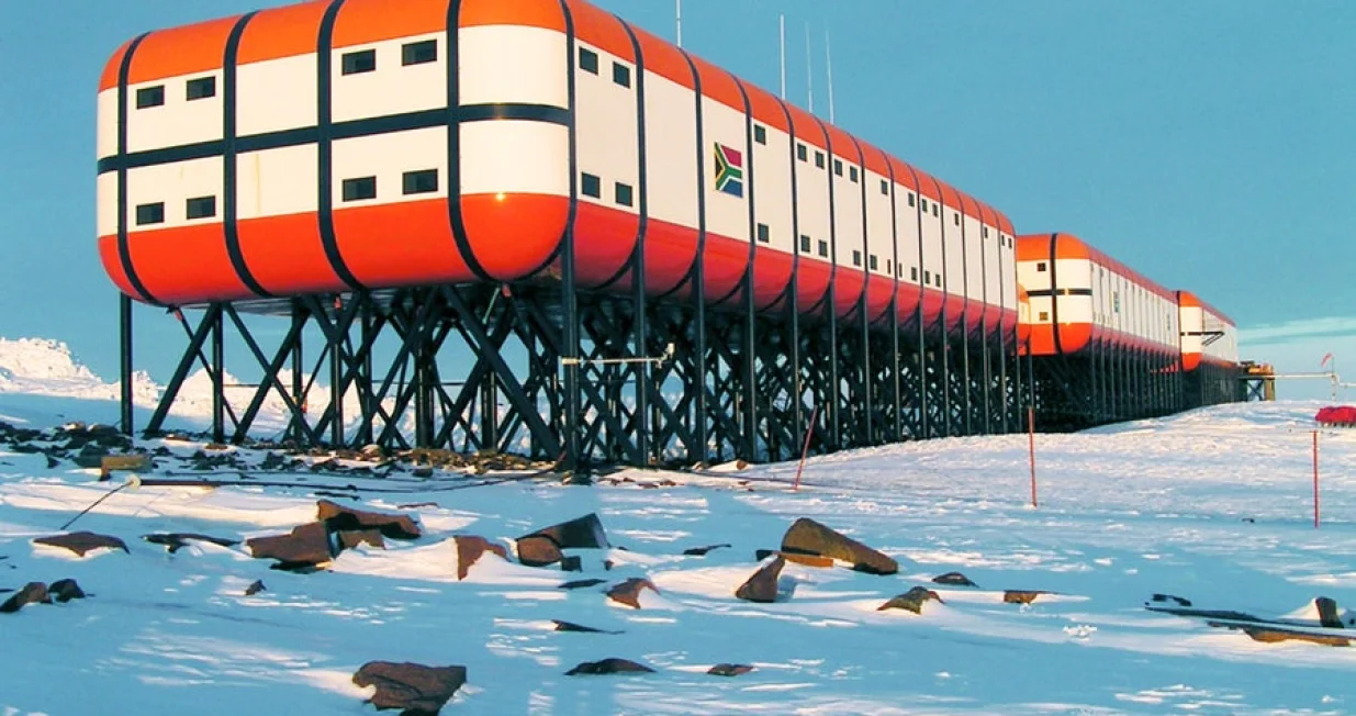 Sanae IV, antarktik//