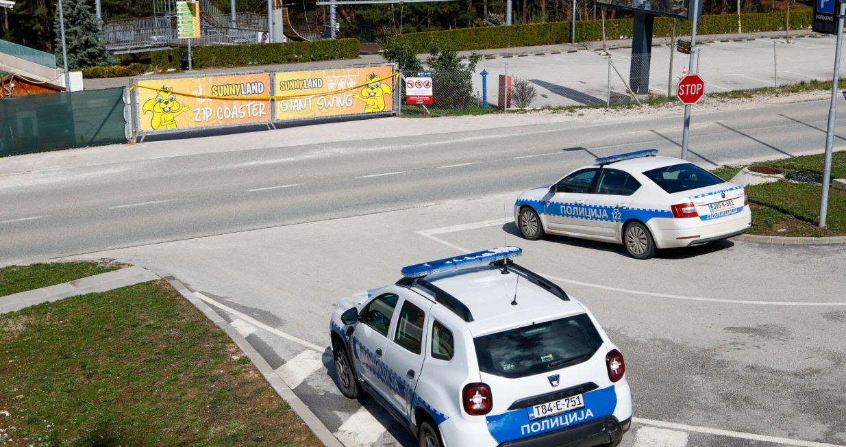 Sunnyland Trebević bačene bombe/Damir Deljo