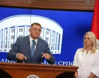 Milorad Dodik i Željka Cvijanović na konferenciji po povratku iz Budimpešte/