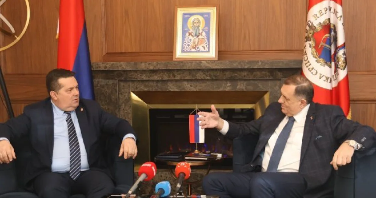 Milorad Dodik i Nenad Stevandić na sastanku u Banjoj Luci/Borislav Zdrinja