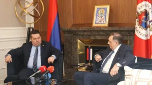 Stevandić na sastanku sa Dodikom/Borislav Zdrnja