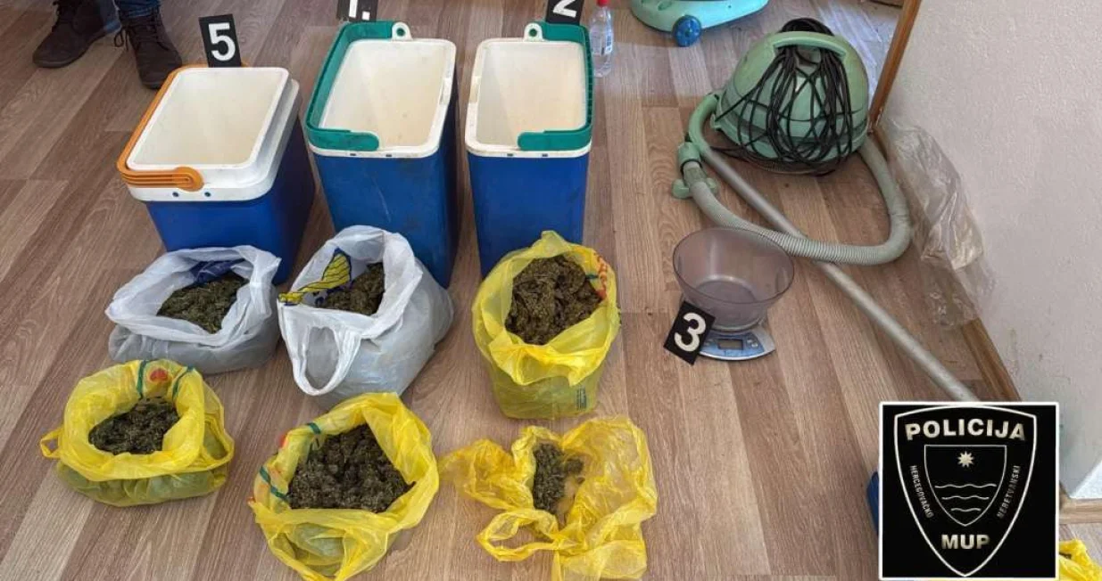 Oduzeta droga/MUP HNK/