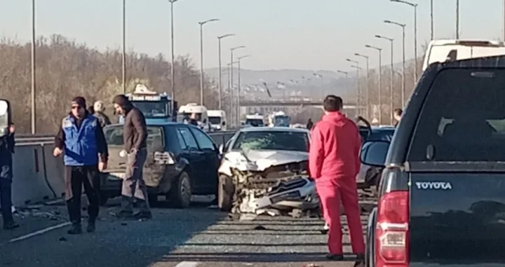 Teška saobraćajna nesreća kod Zalužana/Viber