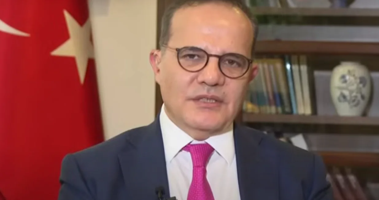 Kemal Bozay/ Screenshot/ Youtube/