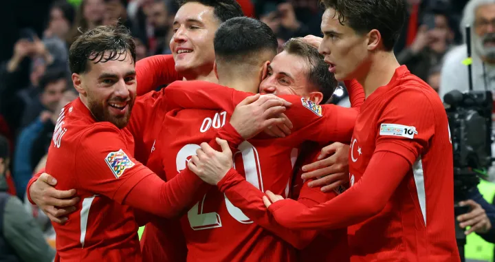 FOTO: REUTERS/Murad Sezer