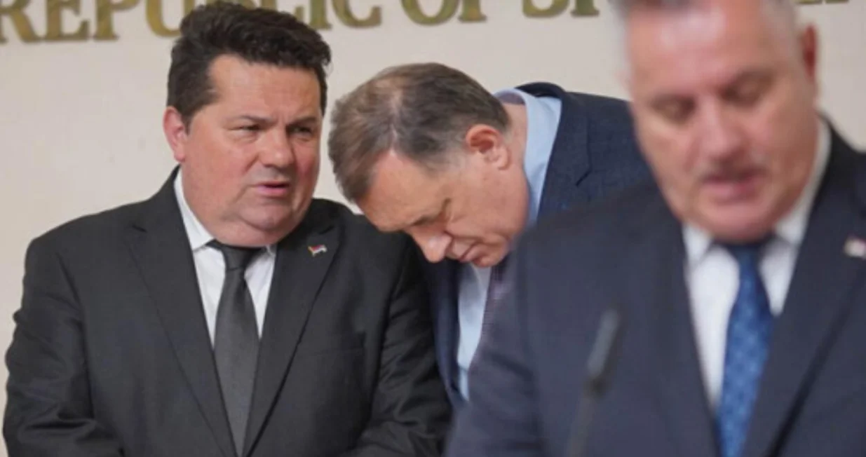 Stevandić, Dodik i Višković/