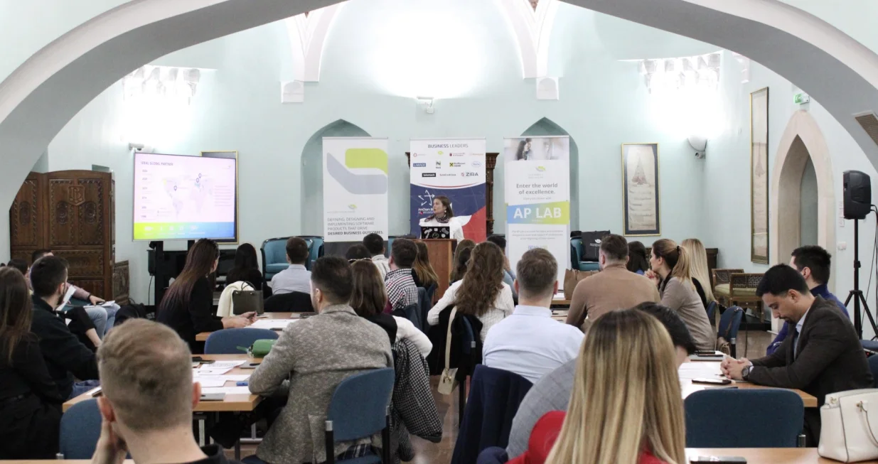  Program Leader Roots: Authority Partners//