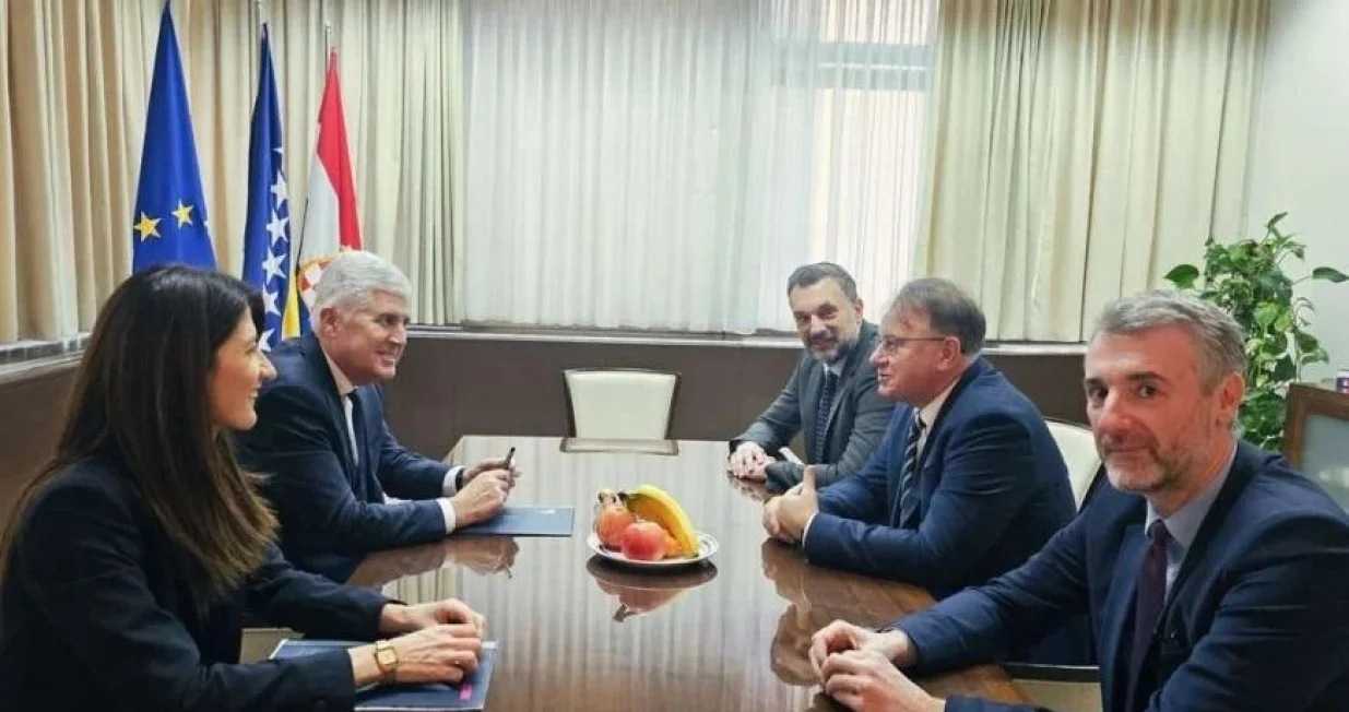 Sastanak u Mostaru/X