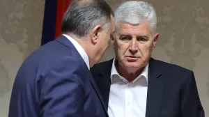Milorad Dodik i Dragan Ćović/Senad Gubelić