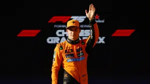 Formula One F1 - Chinese Grand Prix - Shanghai International Circuit, Shanghai, China - March 22, 2025 McLaren's Oscar Piastri celebrates after qualifying in pole position REUTERS/Edgar Su  TPX IMAGES OF THE DAY