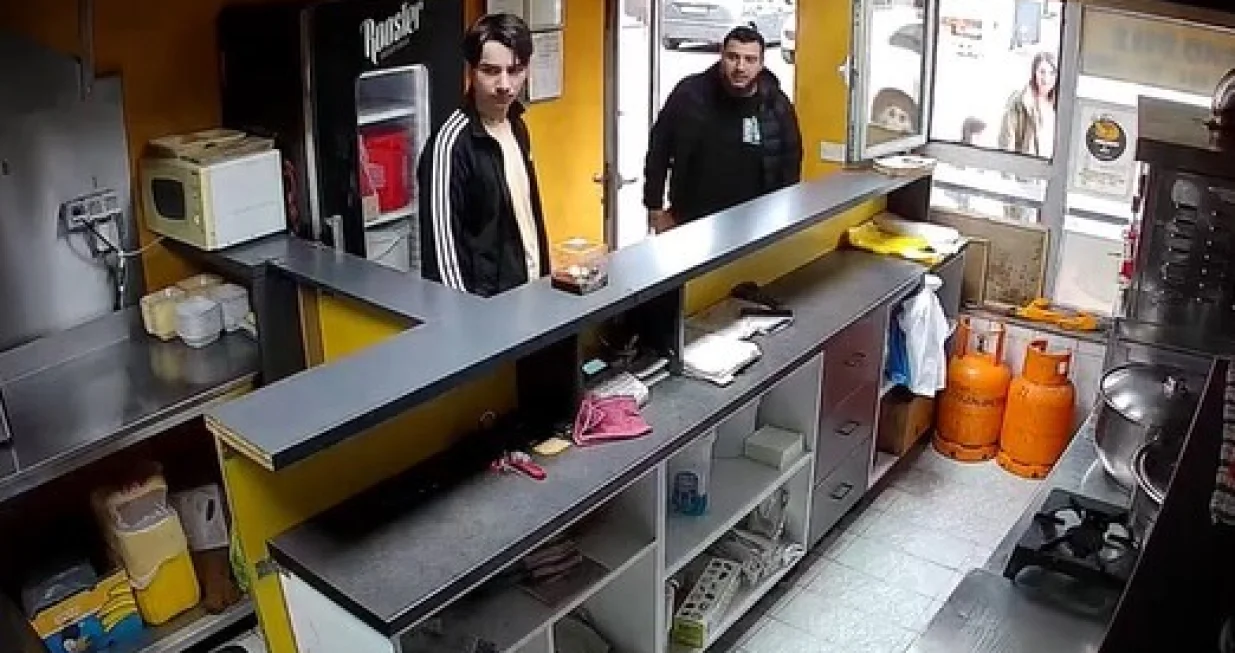 Lopovi su snimljeni kamerom/Screenshot/