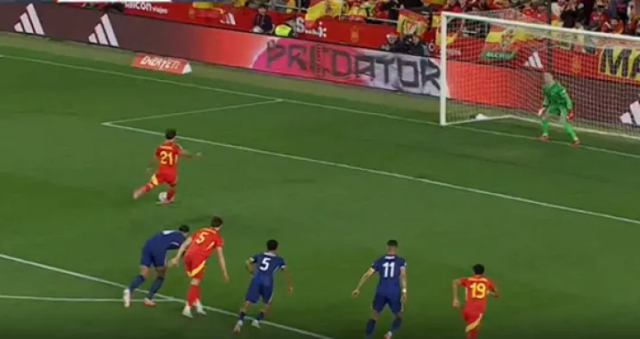 Mikel Oyarzabal (FOTO: Screenshot/Reddit)