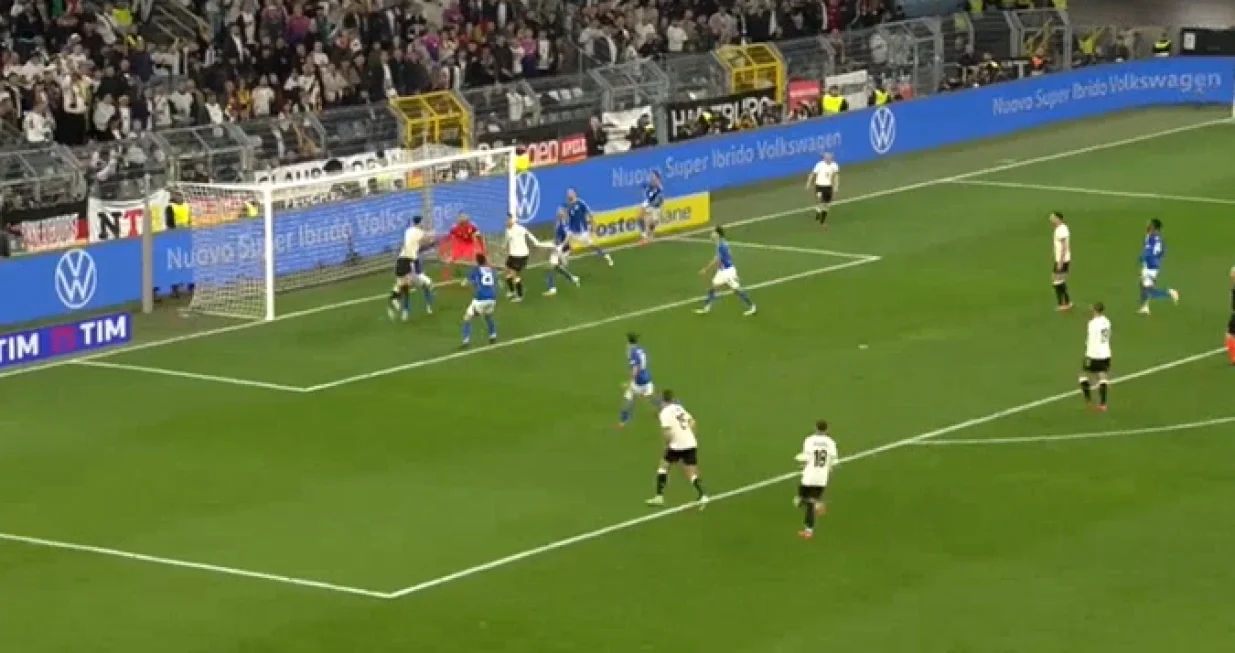 Njemačka - Italija (FOTO: Screenshot/Reddit)
