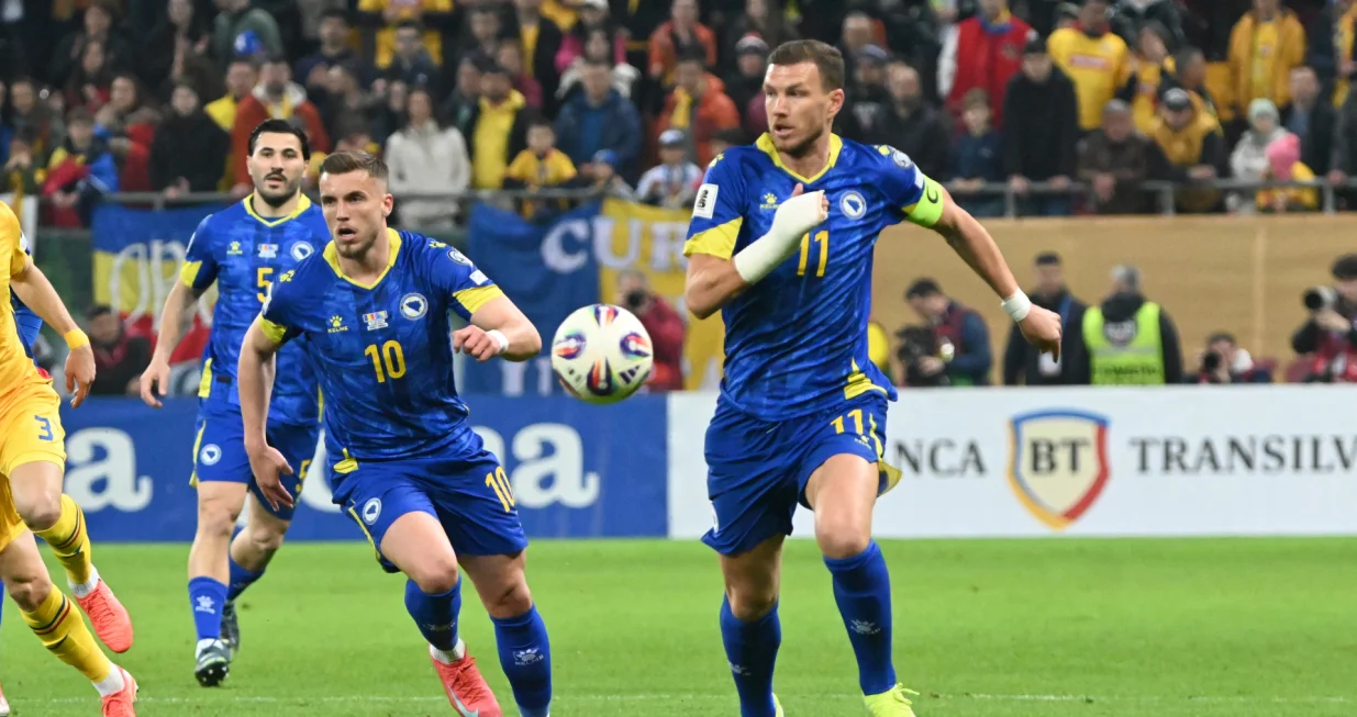 Ermedin Demirović i Edin Džeko (FOTO: N/FSBiH)