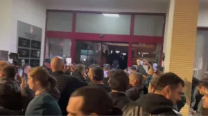 protest, čačak, srbija, skupština, građani/Screenshot