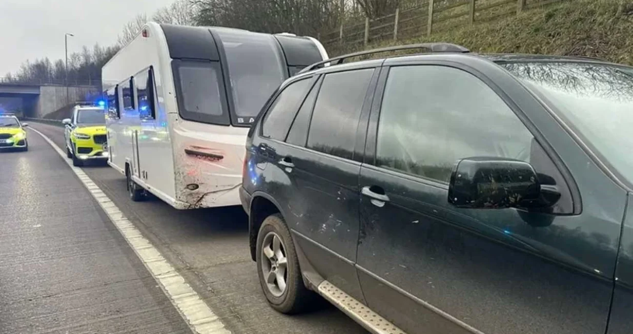 Automobilom je vukao kamp-kućicu/Britanska policija//