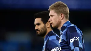 epa10396006 Manchester City's Kevin De Bruyne in action during the warm-up ahead of the FA Cup third round match between Manchester City and Chelsea FC in Manchester, Britain, 08 January 2023. EPA/Adam Vaughan EDITORIAL USE ONLY. No use with unauthorized audio, video, data, fixture lists, club/league logos or 'live' services. Online in-match use limited to 120 images, no video emulation. No use in betting, games or single club/league/player publications