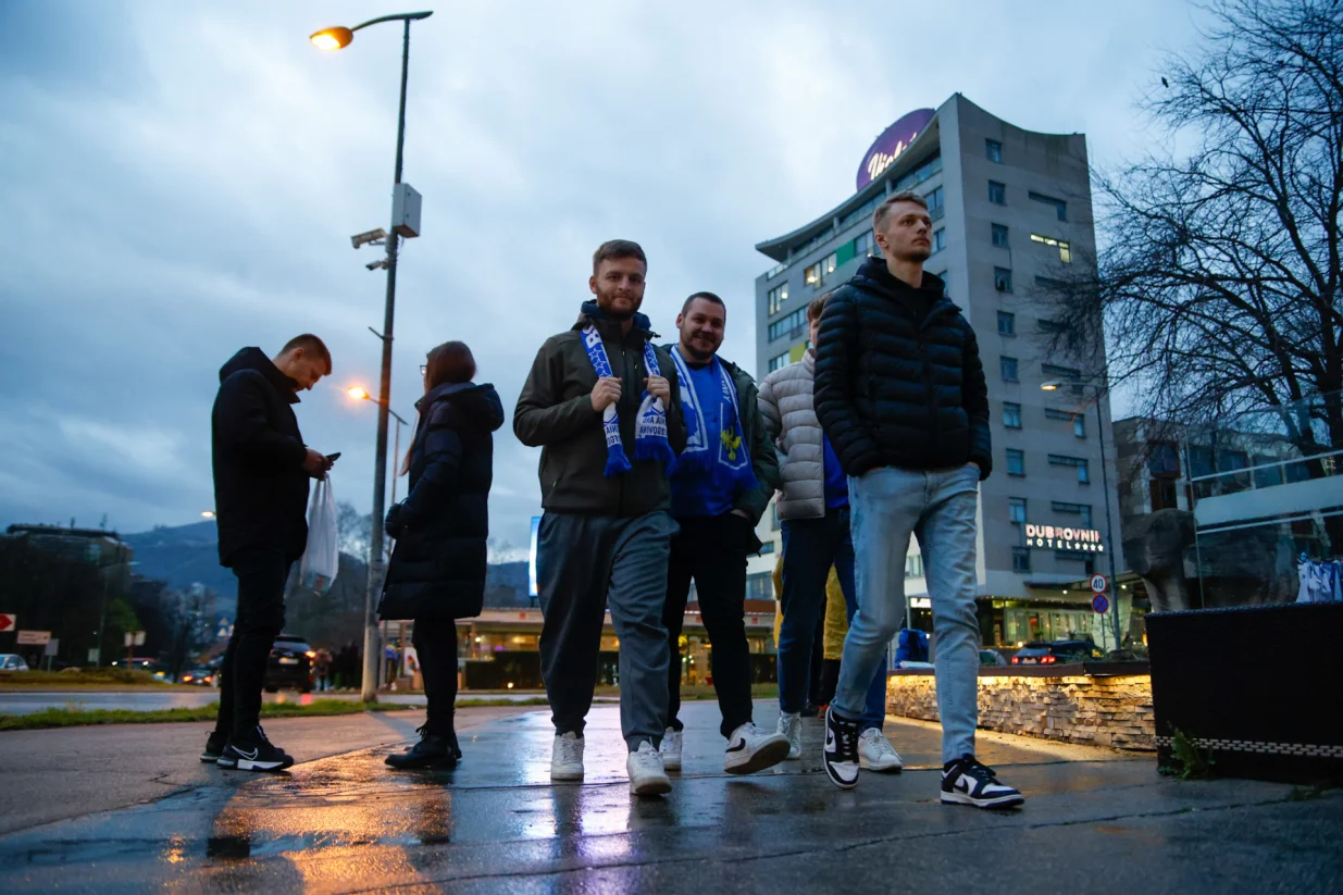 Navijači BiH na ulicama Zenice (FOTO: Damir Deljo/Oslobođenje)