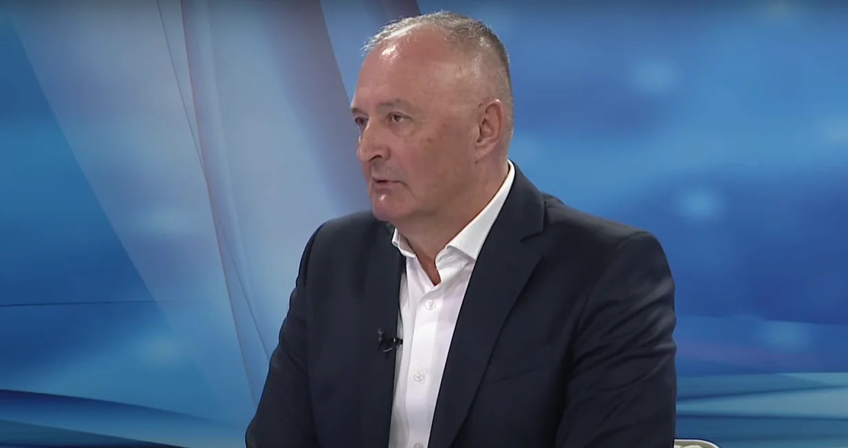 Zukan Helez/Screenshot