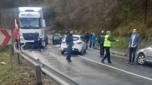Na terenu policija/Čitatelj//