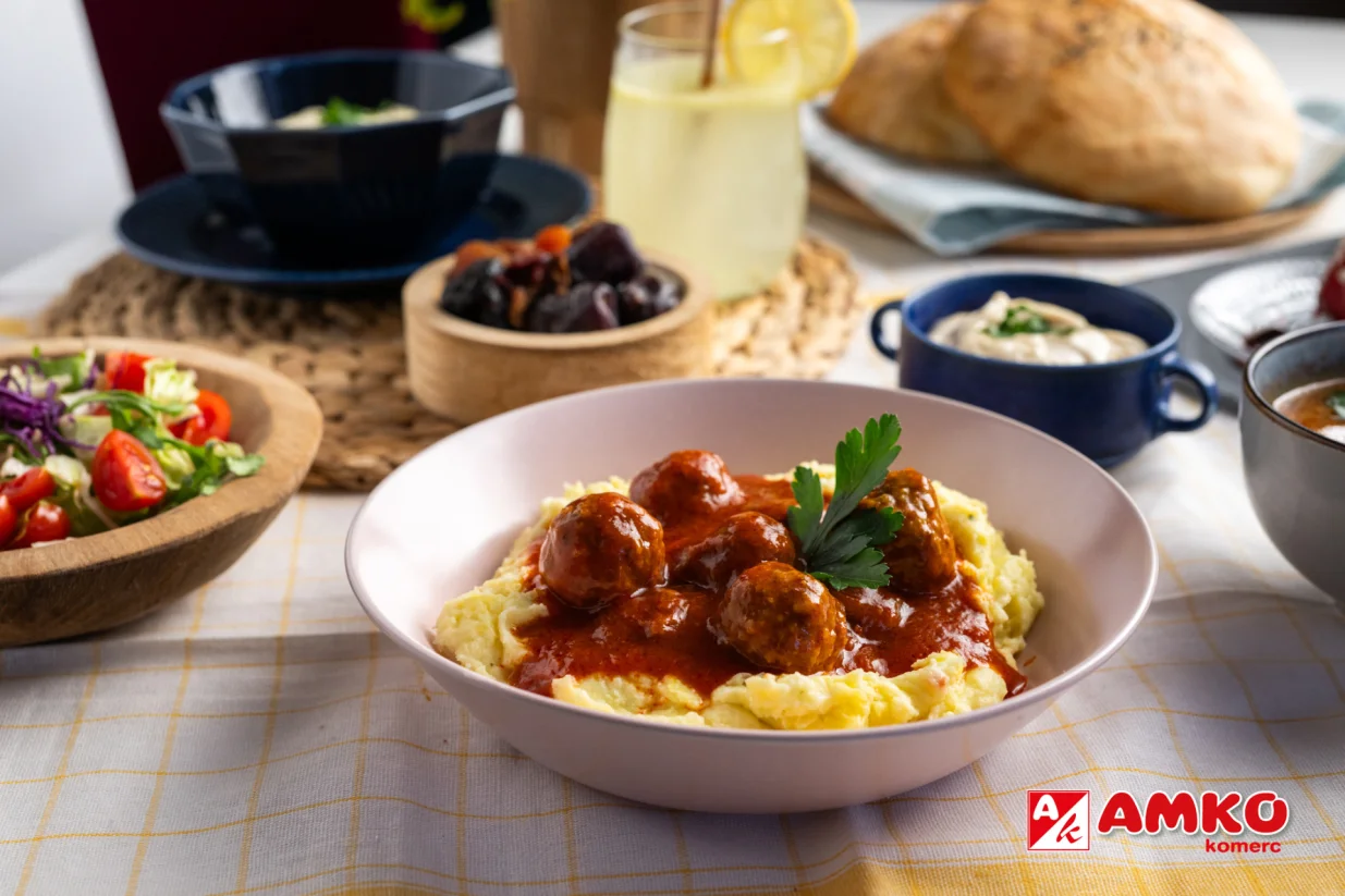 Ćufte u paradajz sosu, iftar, iftarski meni/Amko Komerc