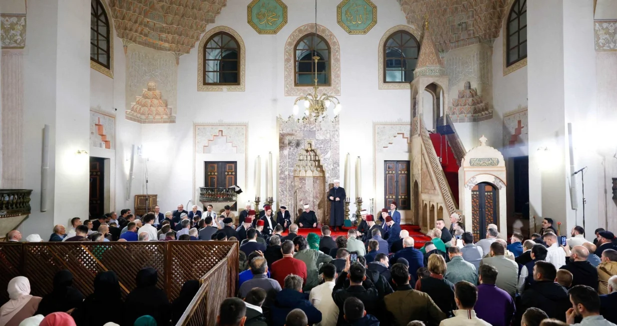 Lejletu-l-Kadr u Begovoj džamiji/Damir Deljo