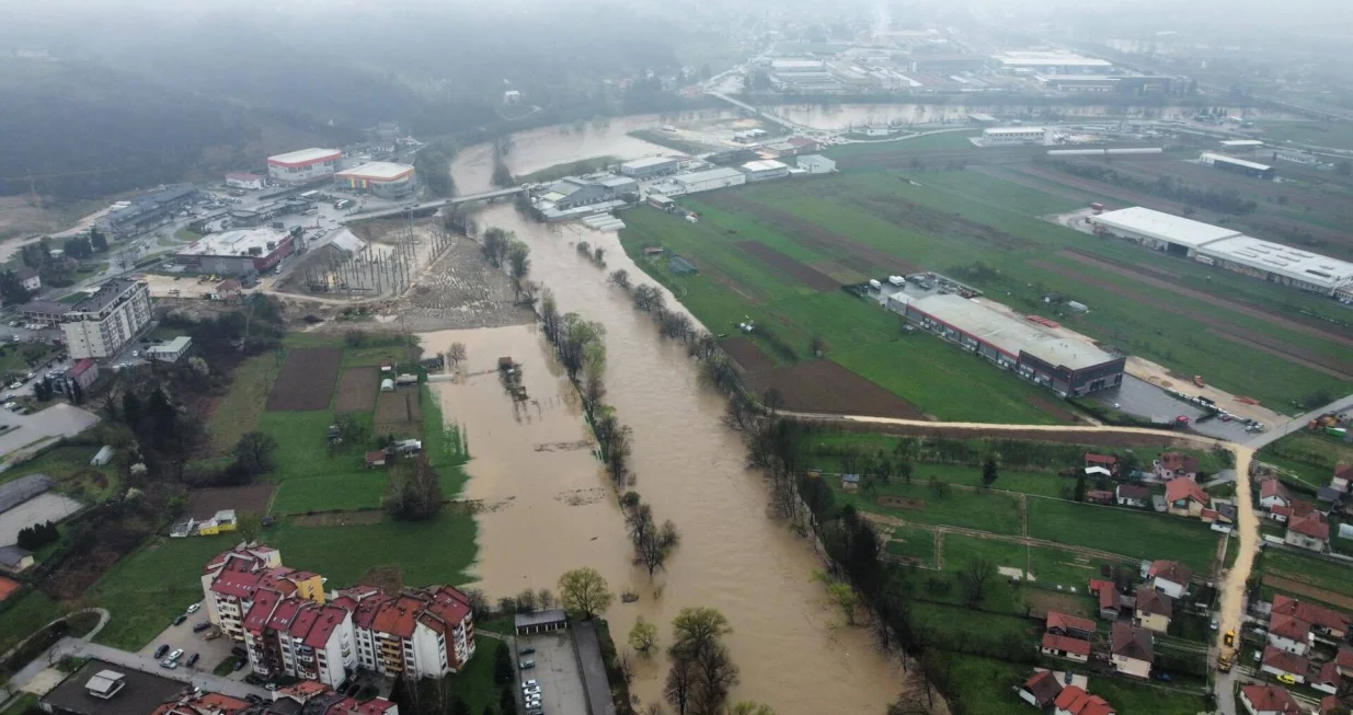 Obilne kiše u Visokom, snimak dronom/Bojan Krajišnik