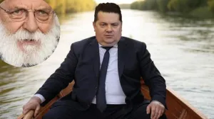 Plovi Nenad preko Drine, Dodik gleda iz daljine/Moja Lukavica