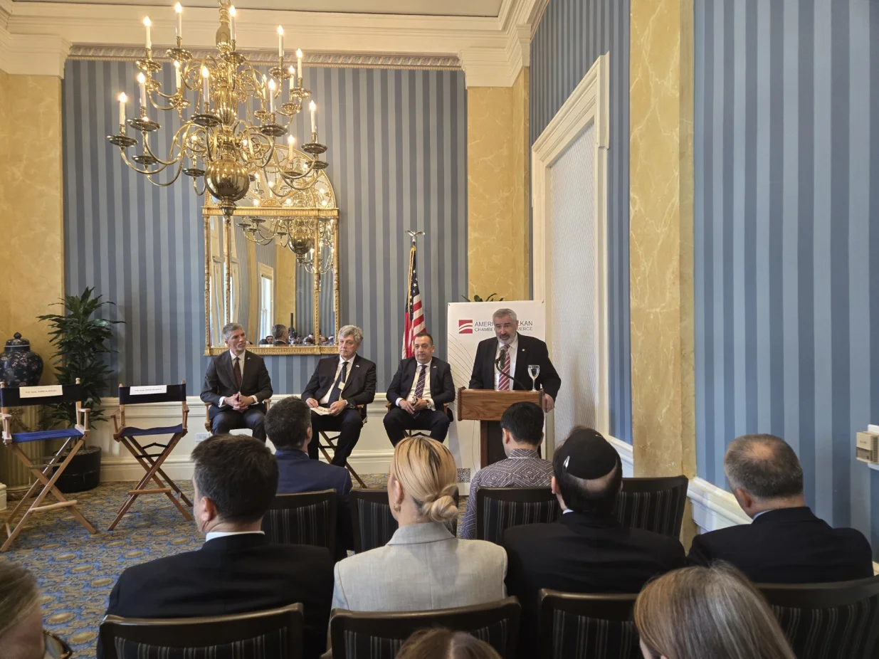 OSNIVAČKI SASTANAK AMERIČKO BALKANSKE PRIVREDNE KOMORE/