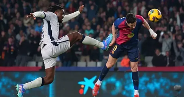 Lewandowski postiže gol (FOTO: Barcelona)